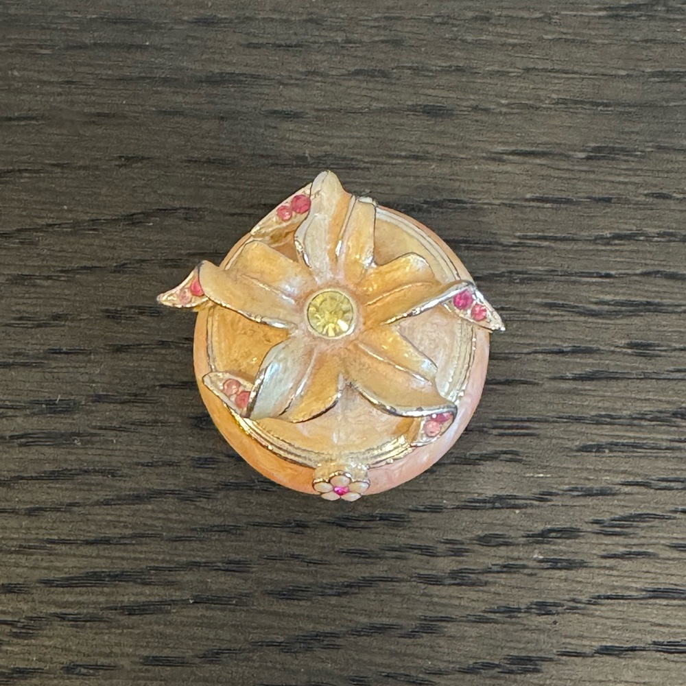 Jay Strongwater Stargazer Lily Flower Pink Pill Box